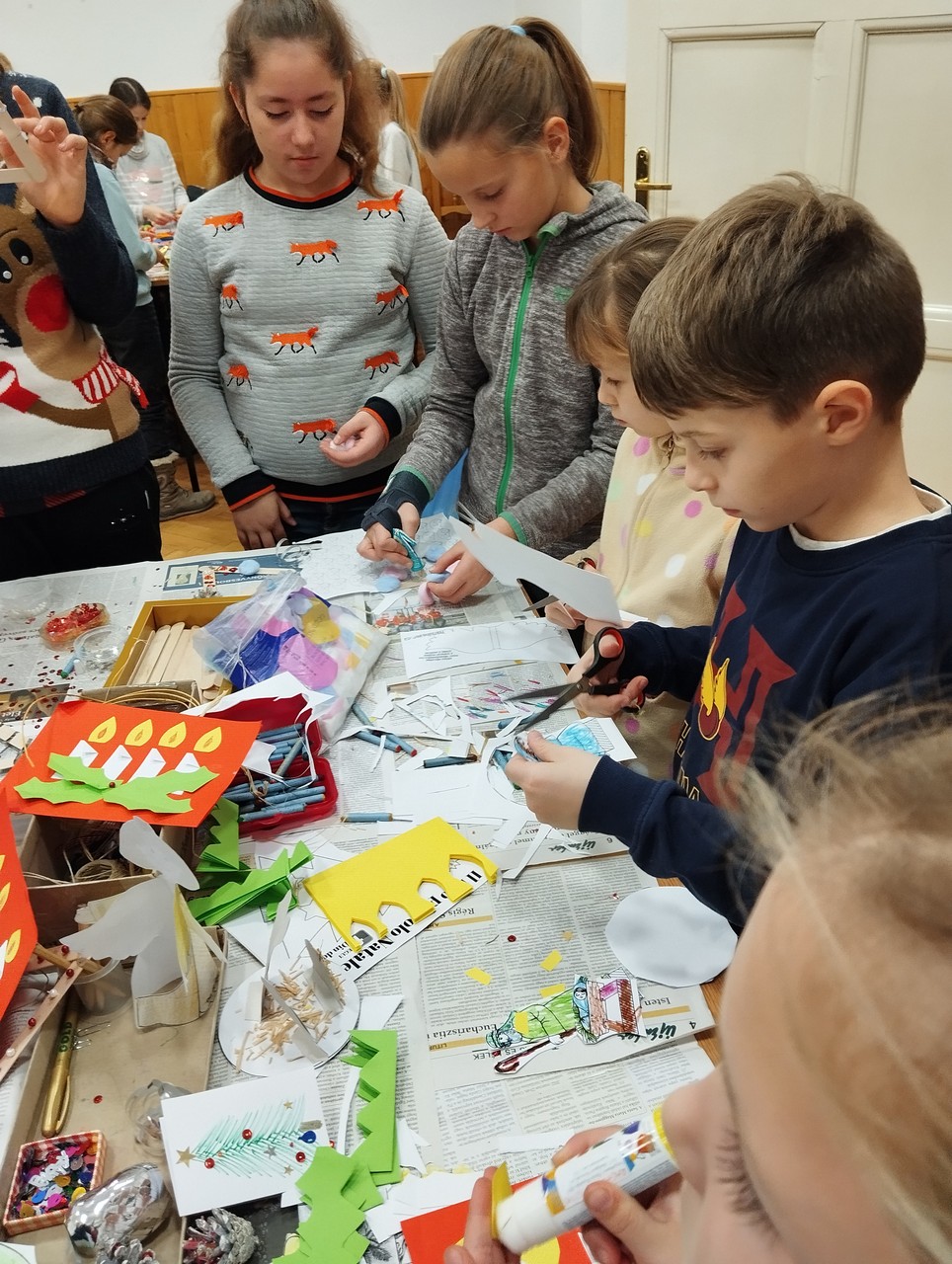 Kezmuves foglalkozas 20231209 06